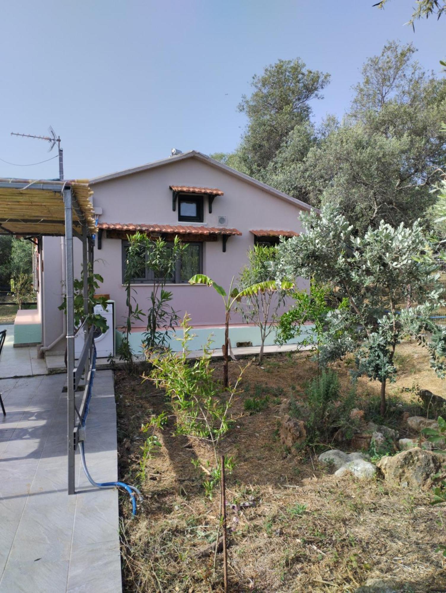 Olea Cottage Galatás Exterior foto