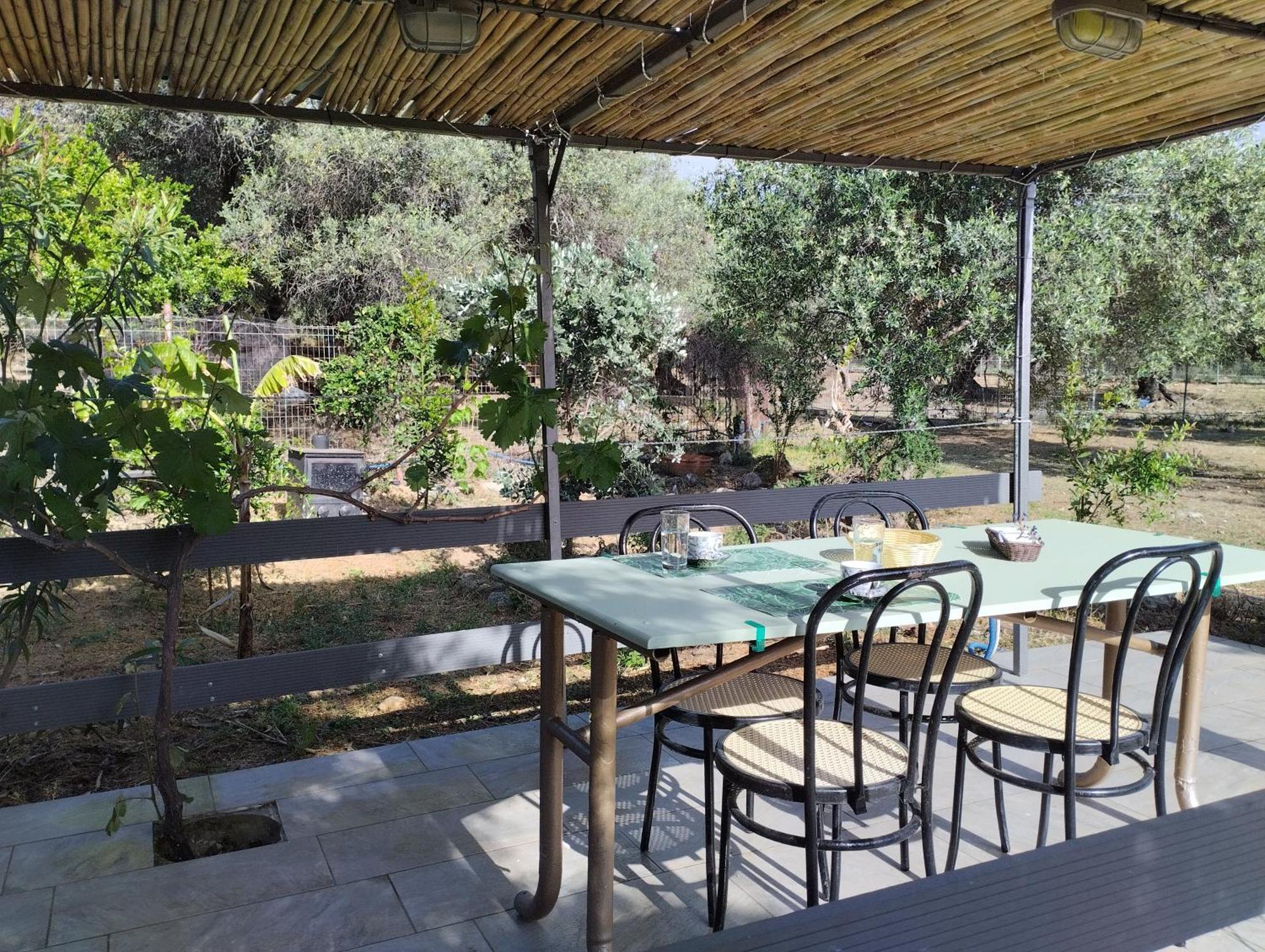 Olea Cottage Galatás Exterior foto